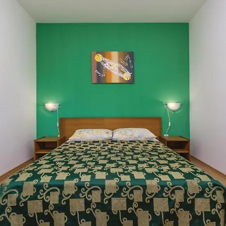 One-bedroom In Appartement *