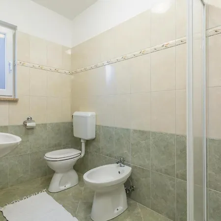 One-bedroom In דירה Tar-Vabriga